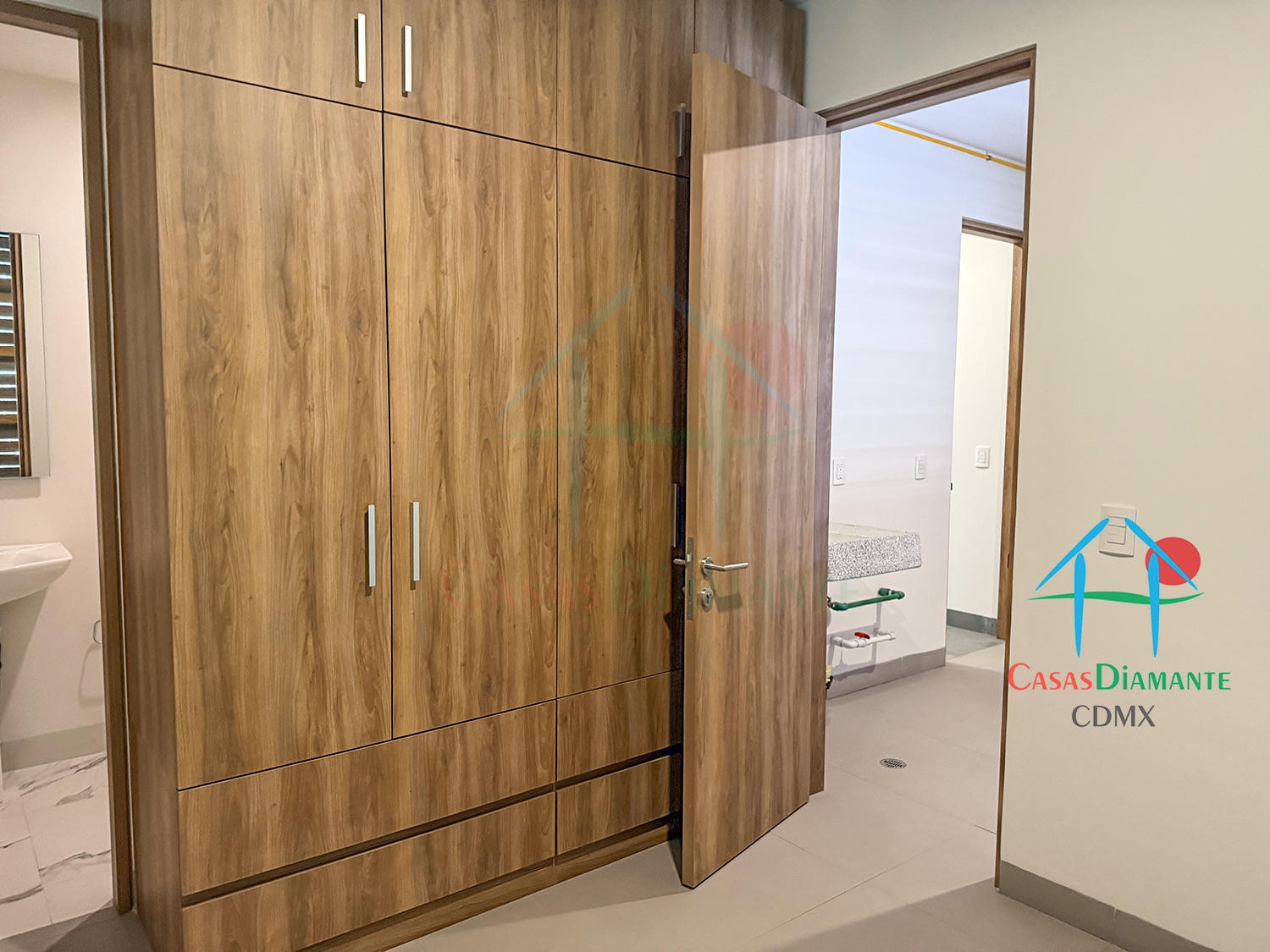 Las Aguilas Ursus BJB - Cuarto de servicio 3